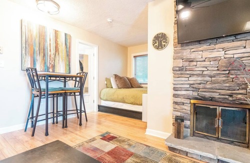 Banner Elk Condo | First Floor | Studio | Resort Access | Portable AC