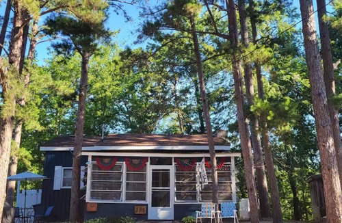 Buchanan Cabin | Fishing cabin on Coast Guard Road in Buchanan.