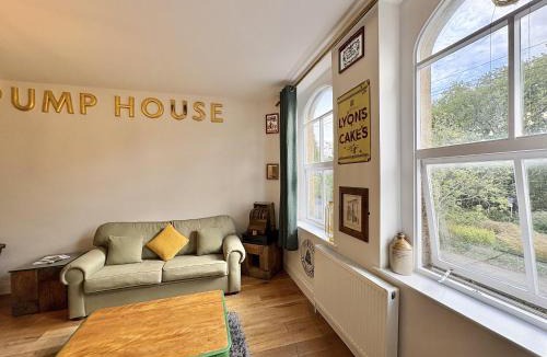 Shoscombe Apartment | Flat 2
