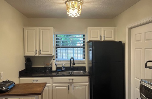 Wellington Apartment | Florida-Themed studio Apartment in Wellington