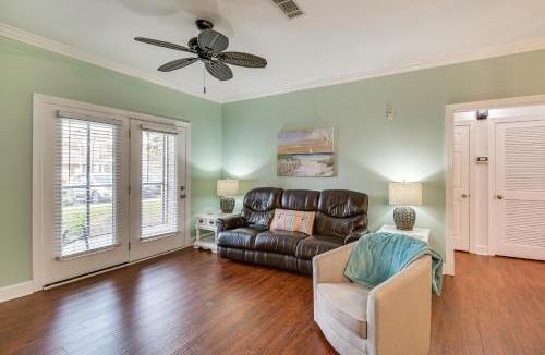 Foley House | Foley Condo w/Pool Access: 10 Mi to Gulf Shores!