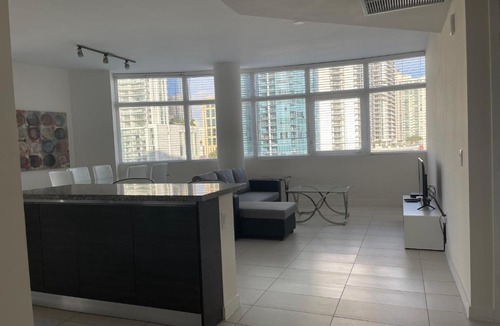 Tarpon River Apartment | Fort Lauderdale Civic Center 30 Day Stays