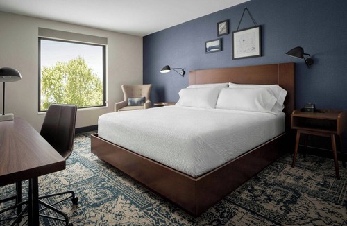 Eden Hotel | Four Points BY Sheraton Savannah Airport