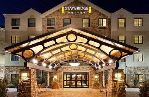 Lexington Condo | Free Breakfast. Indoor Pool. Gym. 10 Min from University of Kentucky.