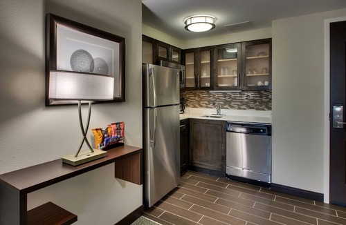 Rock Hill Apartment | Free Parking & Wi-Fi + Shared Indoor Pool