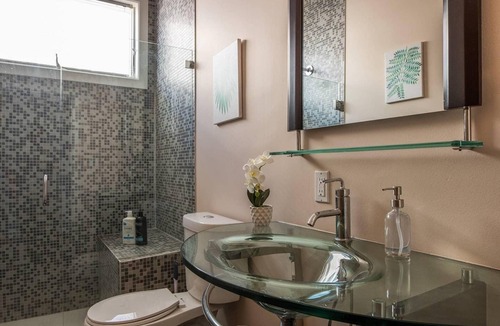 East Market District Apartment | Frontdesk | Quiet 2-Story 2BR Loft