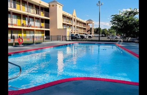 Ashland Apartment | Full Bed Non-Smoking