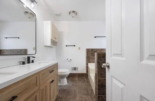 Stockbridge House | Fully Furnished 3BR Home ADT Security Fast Wi-Fi Near Atlanta