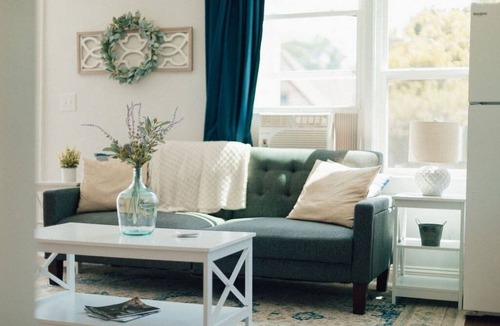 Bristol Apartment | Functional Apartment Near Downtown Bristol