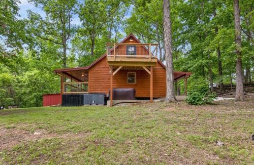 Stanton House | Furnace Mountain Retreat- Hot Tub, Fireplace, WiFi
