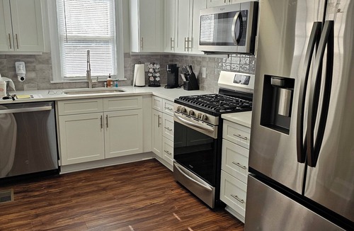 East Side House | Furnished Atlanta Home Near Airport & Hospitals - Car Available