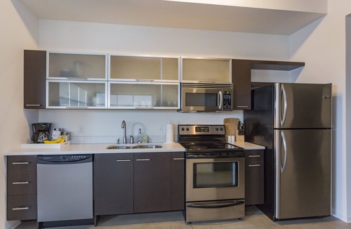 Historic Edgefield Condo | Furnished East Nashville Condo | Parking + Rooftop