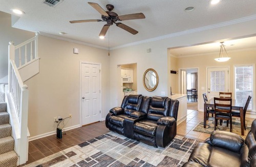 Oxford House | Game Day Getaway! Oxford Home 3 Mi to the Grove