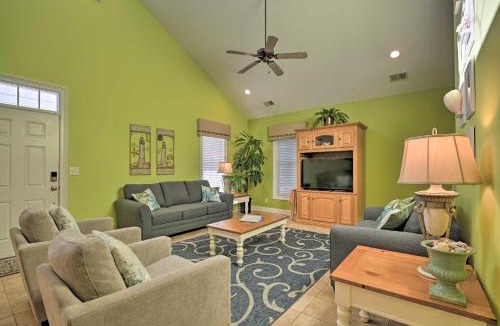 Garden City House | Game Room: Surfside Beach Resort Hideaway!