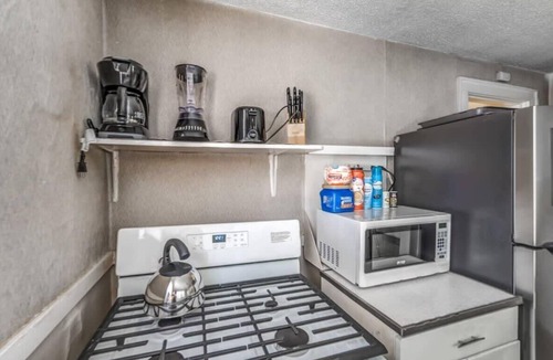 Vollintine-Evergreen House | Garland Haven Hideaway Both Units