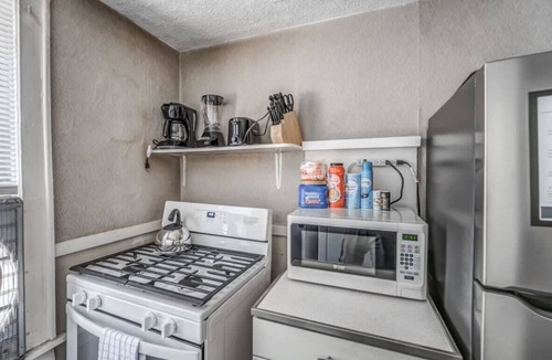 Vollintine-Evergreen House | Garland Haven Hideaway Unit B