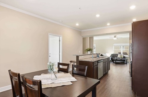 Central Condo | Gather & Unwind | Near Dining & Shops + Near CU!