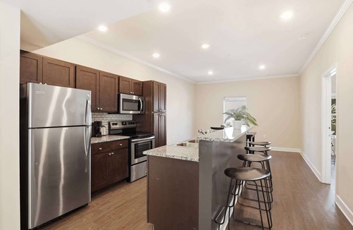 Central Condo | Gather & Unwind | Near Dining & Shops + Near CU!