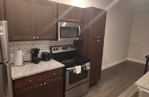 Central Condo | Gather & Unwind | Near Dining & Shops + Near CU!