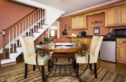La Grange Bed & Breakfast | Gatsby Queen Luxury Suite with view of horse paddocks
