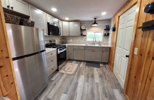 Northeast Michigan Apartment | General Store 4 Bedroom Apartment in Cadillac