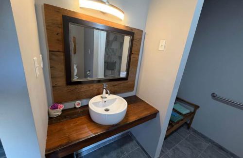 Hermann Hotel | Germantown Inn & Lounge