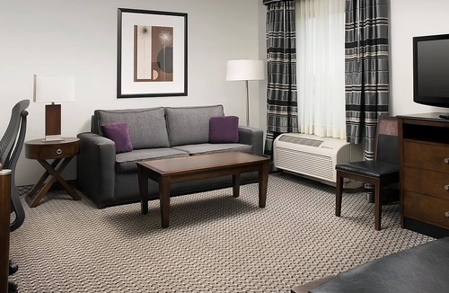 Athens Hotel | Get Ready for Blissful Getaway! 3 Relaxing Units, Indoor Pool, Free Breakfast!