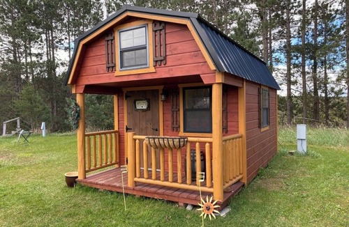 Thompsonville Cabin | GLAMPING Cabin and Camper next to Crystal Mountain and Betsie River