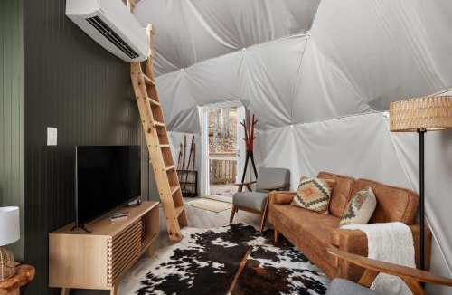 Wardensville House | Glamping Dome w Hot Tub Fire Pit & River Access