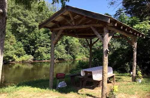 Bear Lake Reserve Cabin | Glamping in North Carolina for Weekend Getaways near Asheville