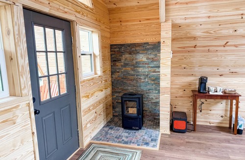 Henderson Cabin | Glamping in Style at Kerr Lake — "Tranquility Cabin"
