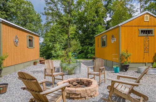 Sylva RV Rental | Glamping tent on campground
