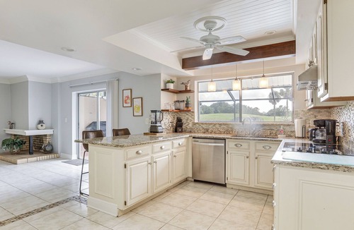 Port Saint Lucie House | Golf Course Getaway! Port St Lucie Home w/Lanai