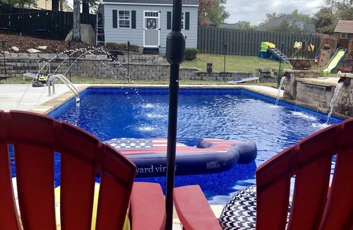 Riverwood Plantation House | Golfers Paradise-No Greenjacket Needed. Sleeps 10 Pool. Hot tub. Outdoor oasis.