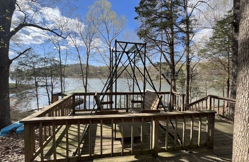 Eddyville House | Gorgeous A-frame on Lake Barkley cove: private dock, fire pit, pets ok