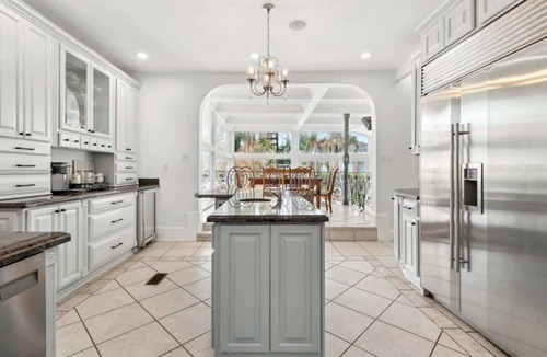 Broadmoor House | Gorgeous Chateau Belle in Uptown New Orleans
