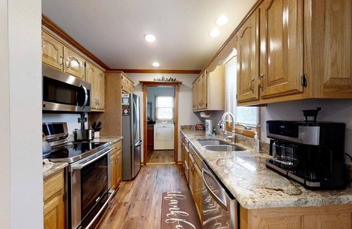 Gatlinburg - Pigeon Forge Cottage | Gorgeous Cottage Nestled Amidst Trees with Foosball and Pool Table in Sevierville, Tennessee