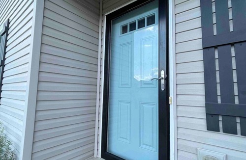 Clarksville House | Gorgeous Cozy Residential Home - 9 min walk to park
