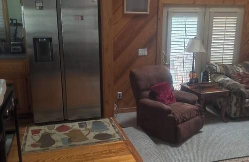 Athens House | Gorgeous house in Athens perfect for your next getaway. Hosted by owners