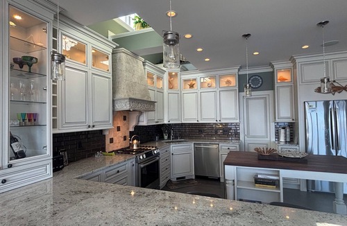 Sister Lakes House | Gorgeous Luxury Lake House with Fantastic Views and Amenities