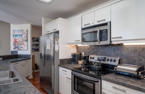 Seabrook Island Villa | Gorgeous & Sophisticated Villa! Golf Views! Lovely Decor! Amenities included! Pet Friendly