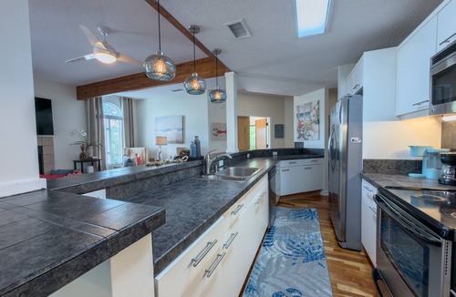 Seabrook Island Villa | Gorgeous & Sophisticated Villa! Golf Views! Lovely Decor! Amenities included! Pet Friendly