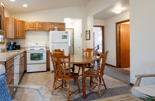 Saugatuck Cottage | Goshorn Lake Resort Cottage #4