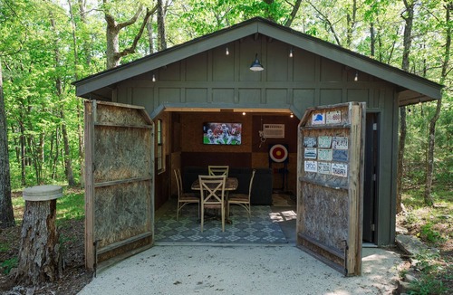 Menlo Cabin | Grace Lodge – Mountain Cabin with Hot Tub & Stunning Views