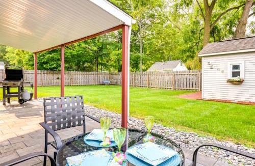 Grand Blanc House | Grand Blanc Rental w/Gas Grill & Private Yard