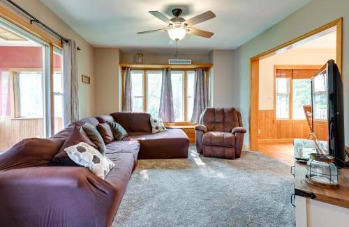 Grand Blanc House | Grand Blanc Rental w/Gas Grill & Private Yard