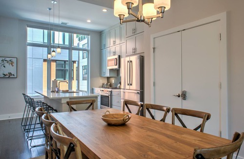 East End - Valley Street Apartment | Grand Slam | Luxury Downtown Asheville Condo, Walkable to Everything!