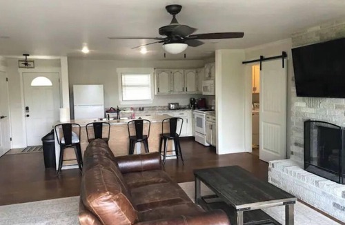Mountain Home House | Great retreat! Close to lake and marina