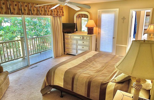 Sea Pines House | Great Sea Pines South Beach home Short 300 Yard walk to beach large private pool