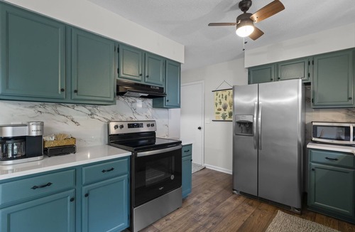 Horse Shoe House | Great sunset view, hot tub, game room, big fire pit and new large fenced yard!